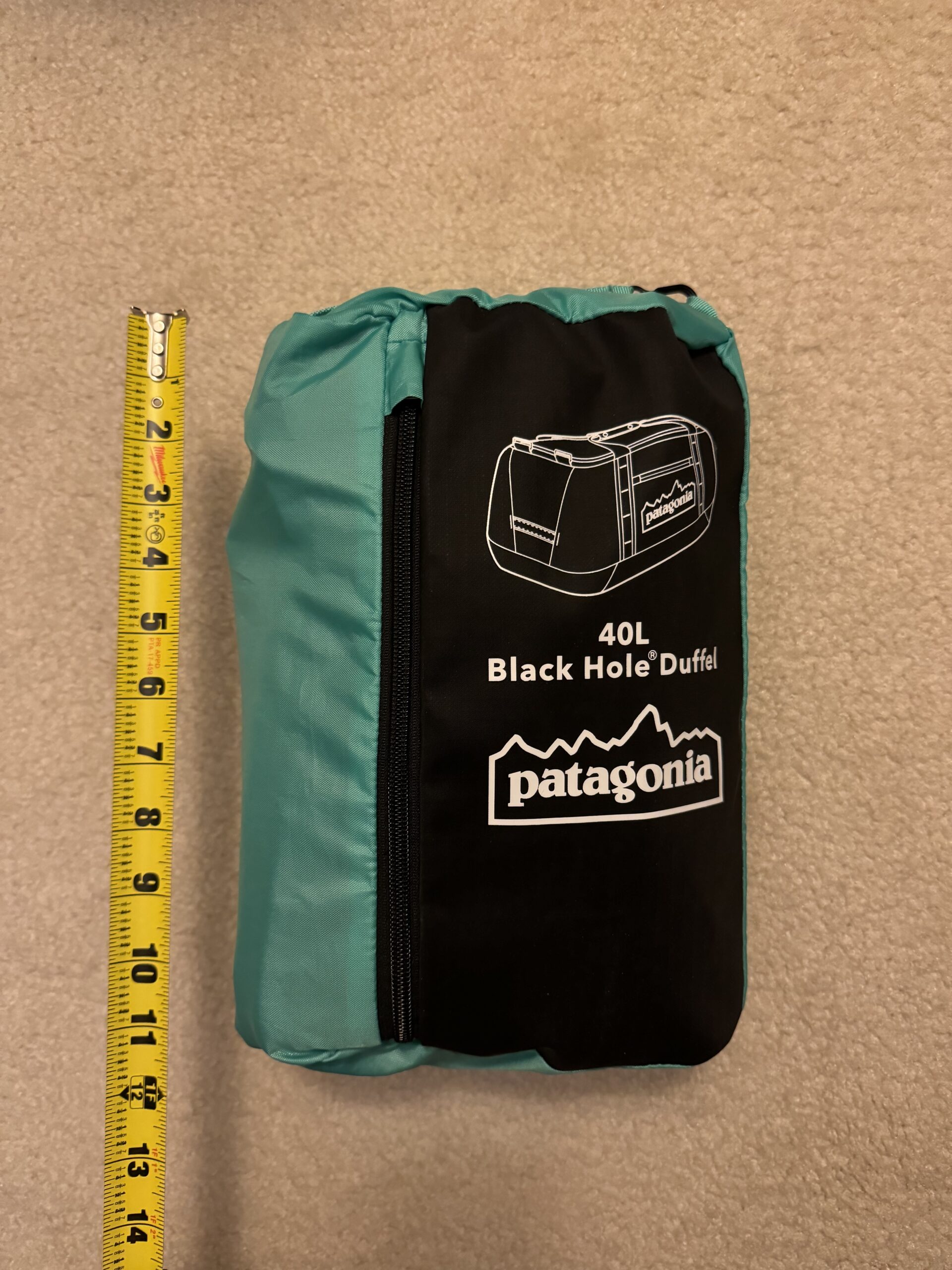 Size of Patagonia Black Hole Duffel 40L