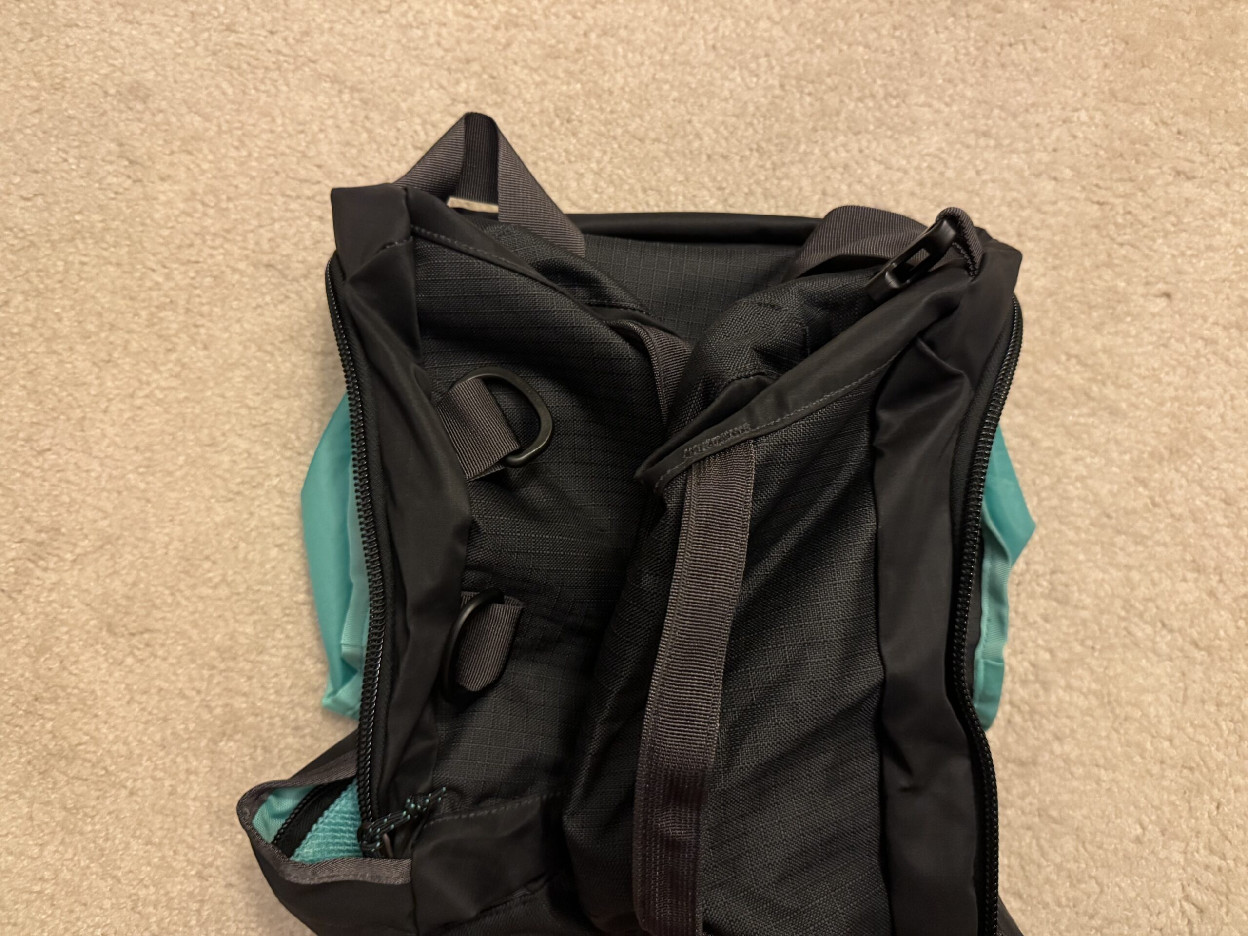 How to Compact the Patagonia Black Hole 40L Duffel Bag Step 5