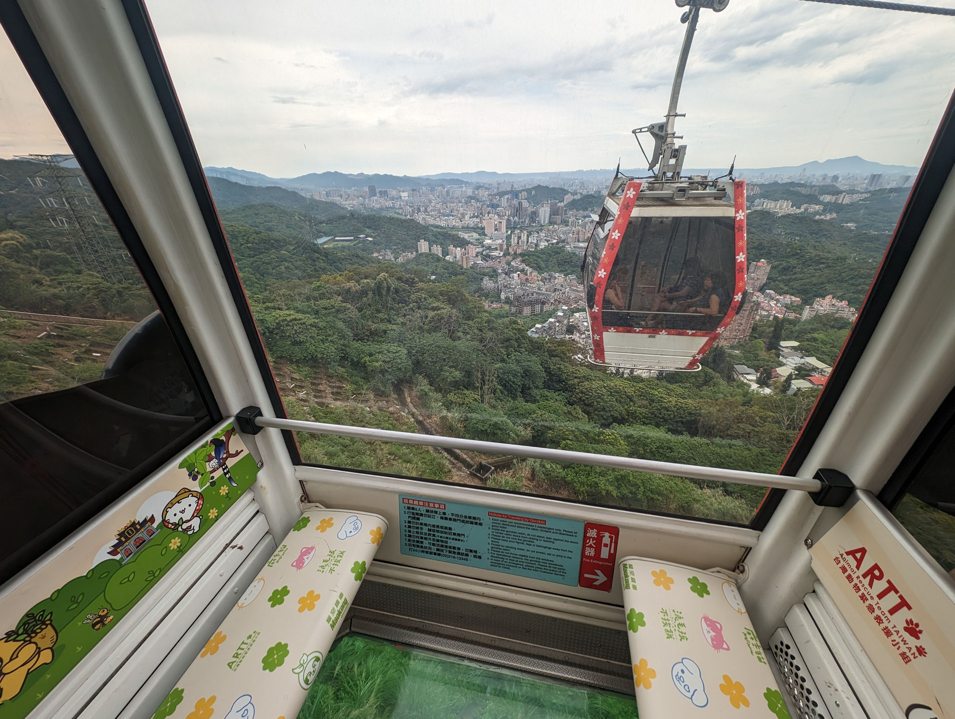 Maokong Gondola Crystal Cabin View