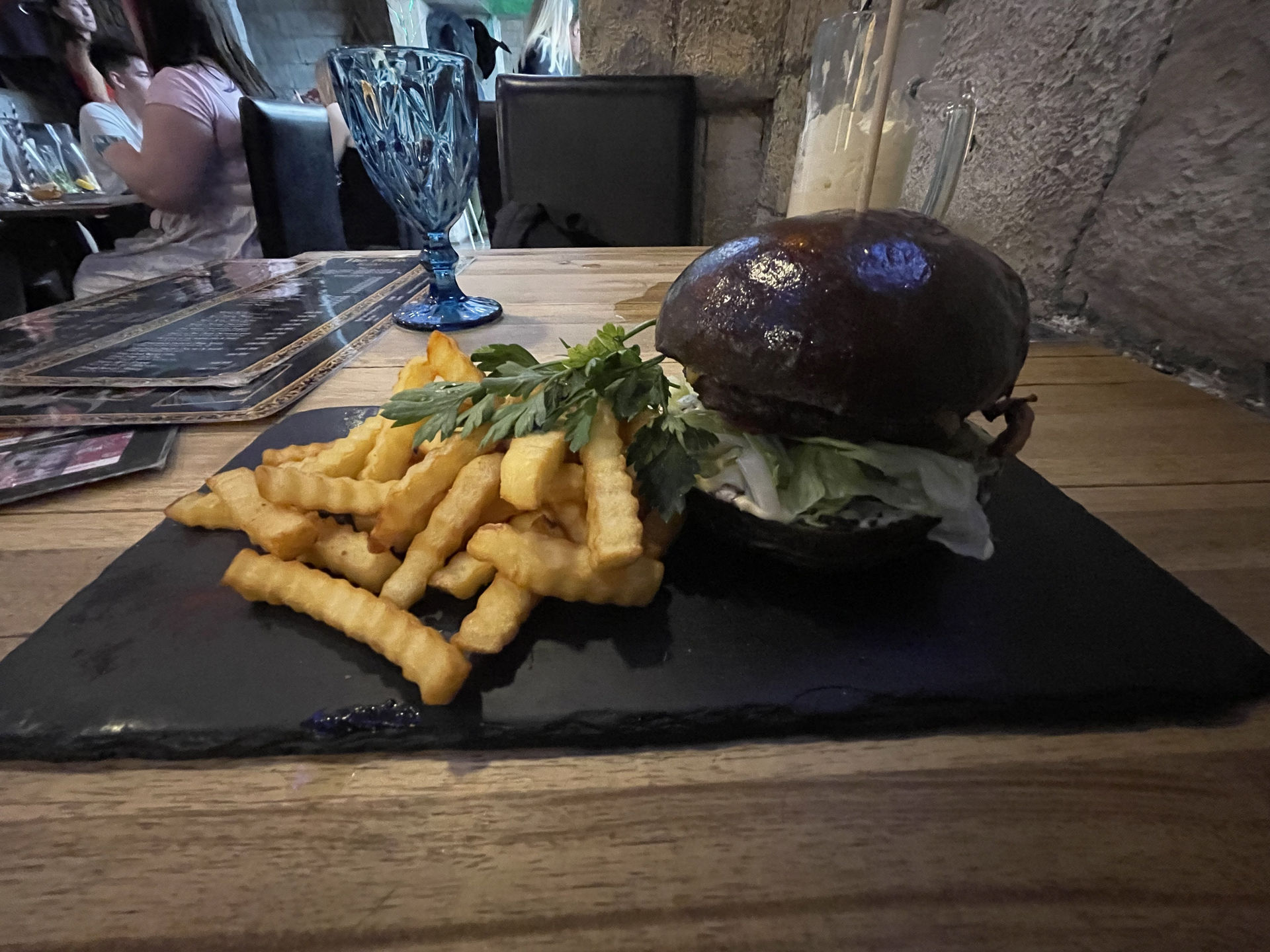 Burger from The MAGIC Budapest Harry Potter Theme